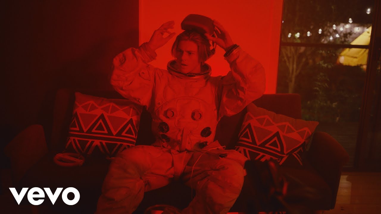 Cosmo’s Midnight & Ruel – Down for You