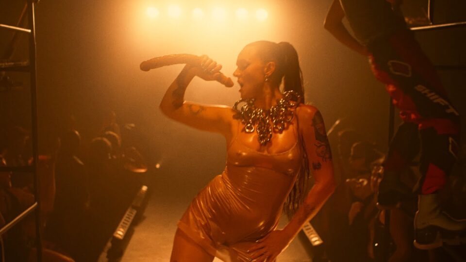 Tove Lo & SG Lewis – HEAT