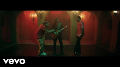 Tyga, YG, Carlos Santana – MAMACITA