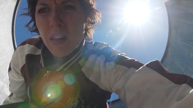 Aldous Harding – One Stop music video