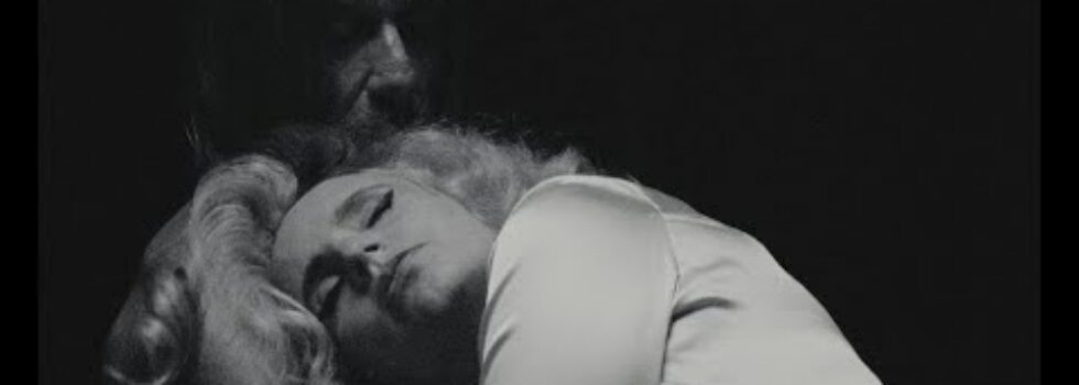 Anna Calvi – God’s Lonely Man (Feat. Iggy Pop)