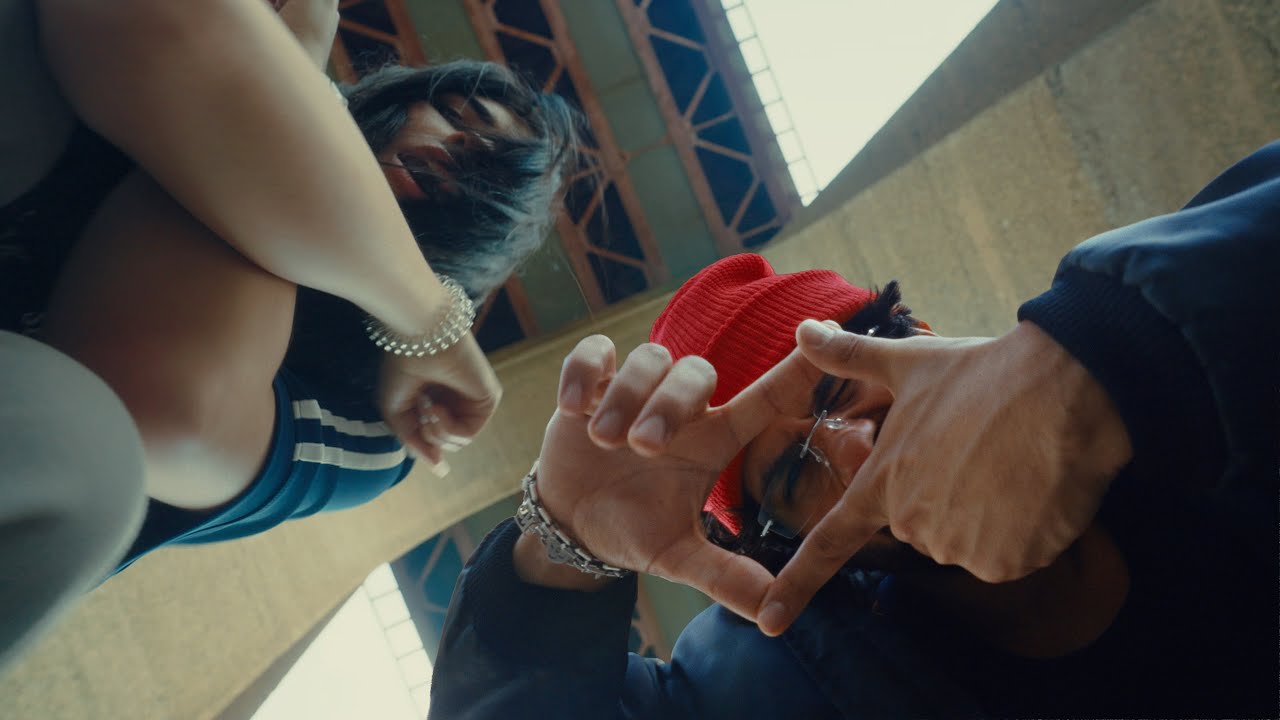 Aries & Underscores – Tabloid Talk