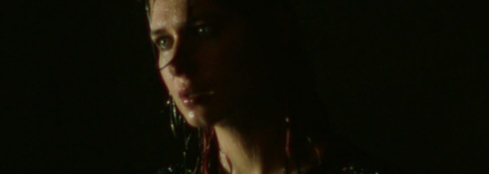 Baby Queen – Feel Something