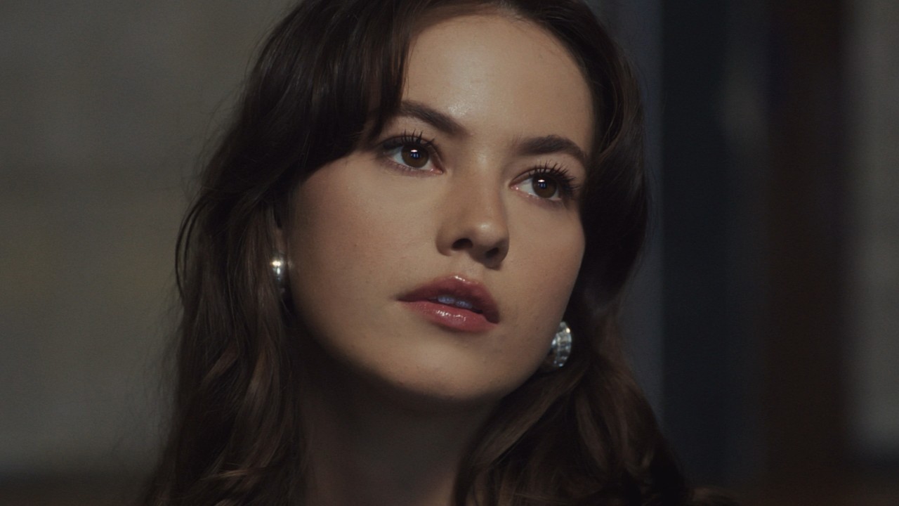 Bea – Can’t Help Falling Out of Love