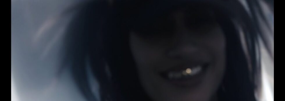 COUCOU CHLOE – VENOM