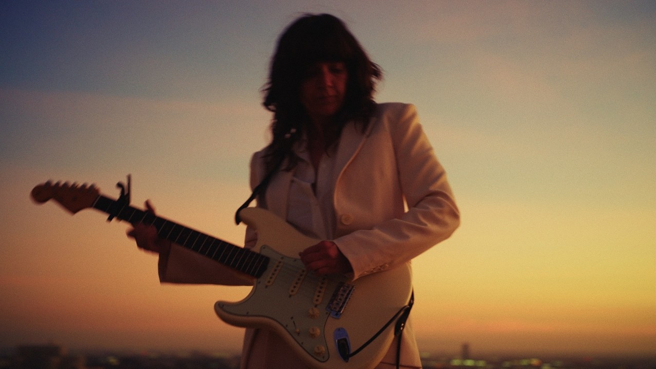 Courtney Barnett – One Thing At A Time