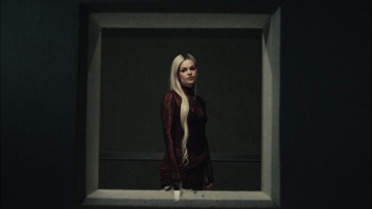 Davina Michelle – Still Champagne music video