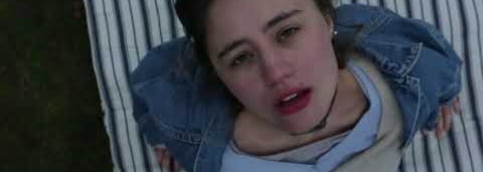 Lia Marie Johnson – Feel