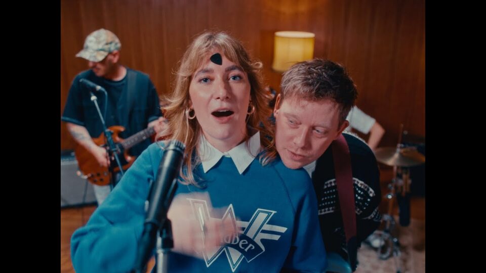 Fickle Friends – Bleach