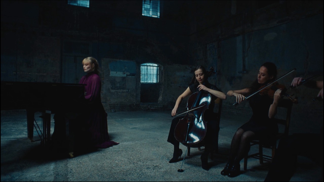 Freya Ridings – I Have Always Loved You