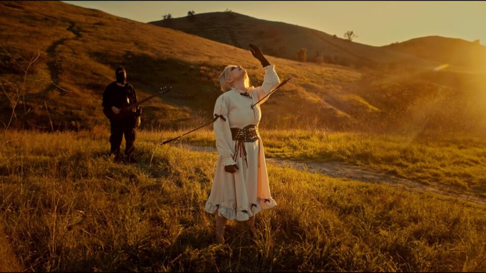 Grace Blue – Nowhere To Go