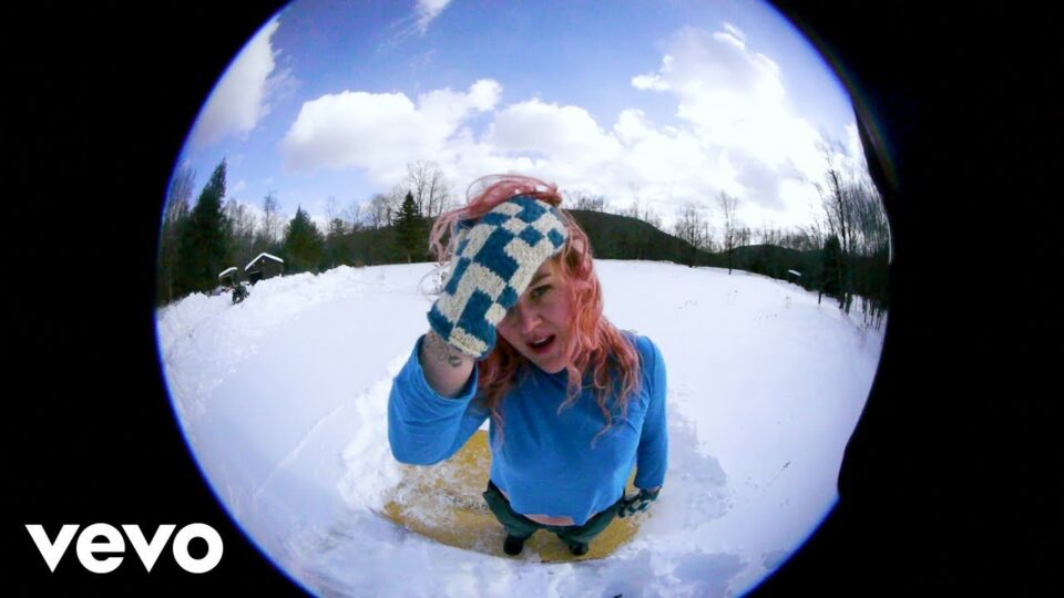 Grace Ives – Stupid Bitch