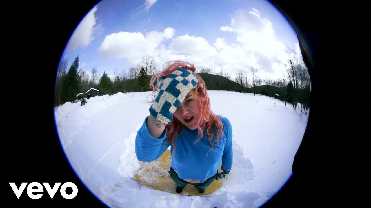 Grace Ives – Stupid Bitch