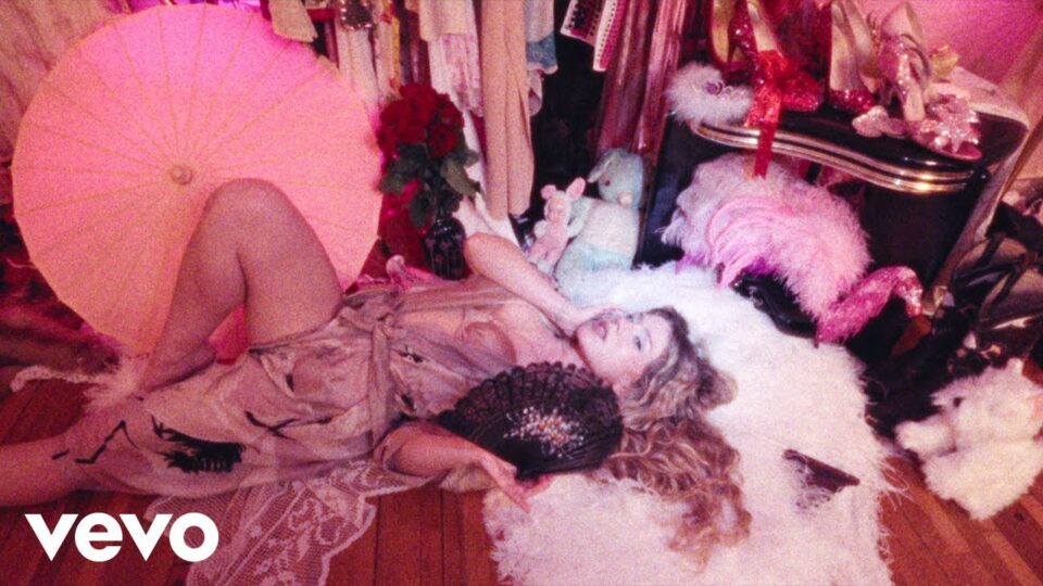 Slayyyter - UNKNOWN LOVERZ (Official Video) — directed by BRTHR — music video music video