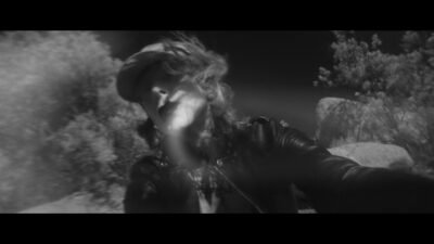 IAMX – Artificial Innocence