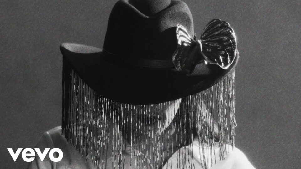 Jessie Ware – Ride music video