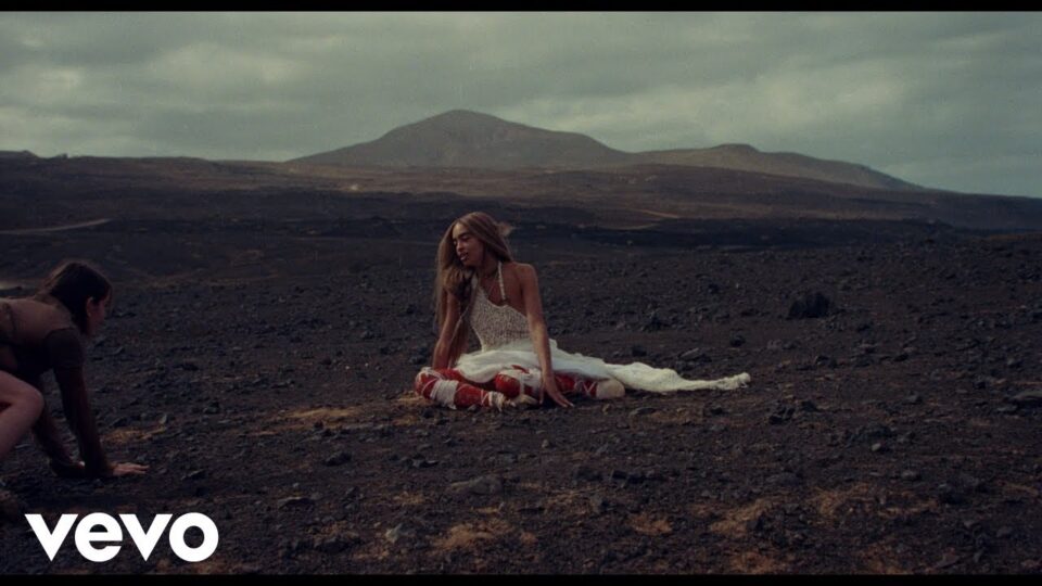 Kelsey Lu – Running To Pain