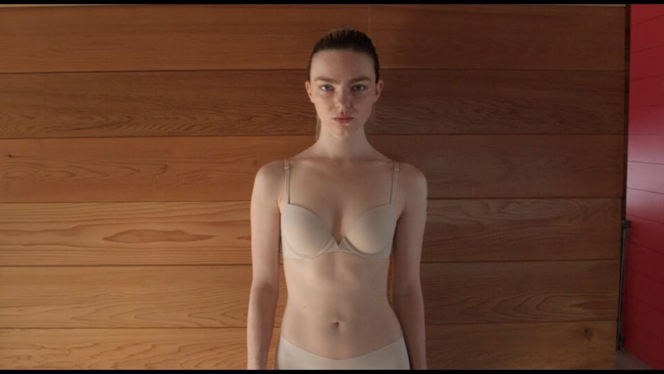 Keni Titus – pretty in pink