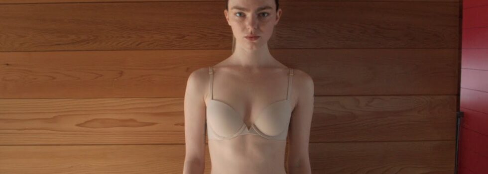 Keni Titus – pretty in pink