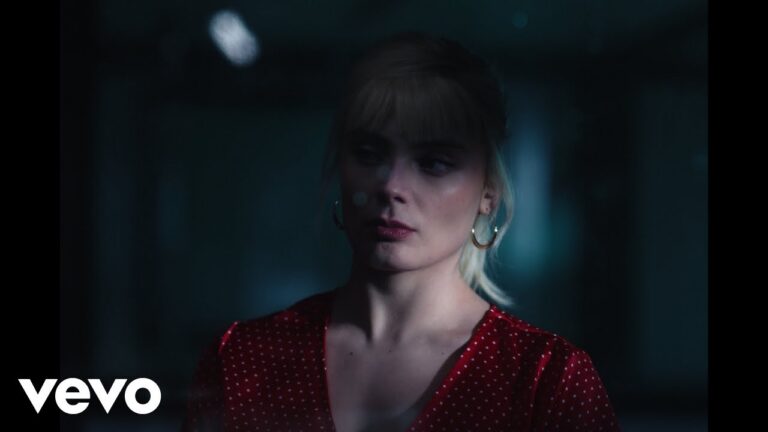 Maëlle – Lili music video