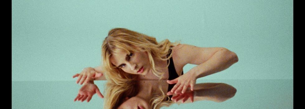 Mary Middlefield – Wake up!