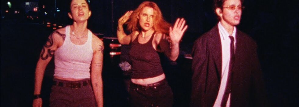 MUNA – Dancing On The Wall