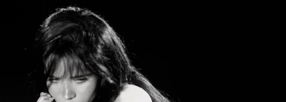 Nessa Barrett – High On Heaven