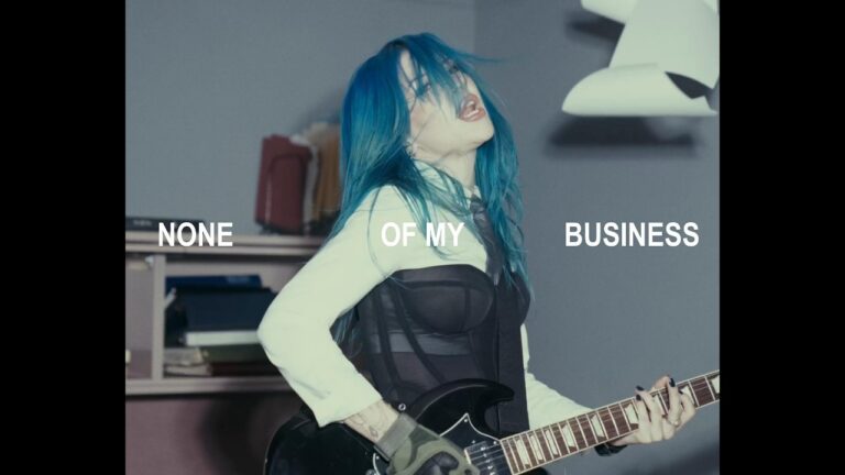 Charlotte Sands – None of My Business music video