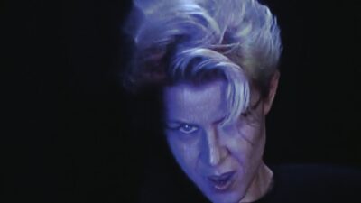 Robyn – Talk To Me