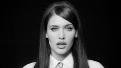 SIENNA SPIRO – Die On This Hill
