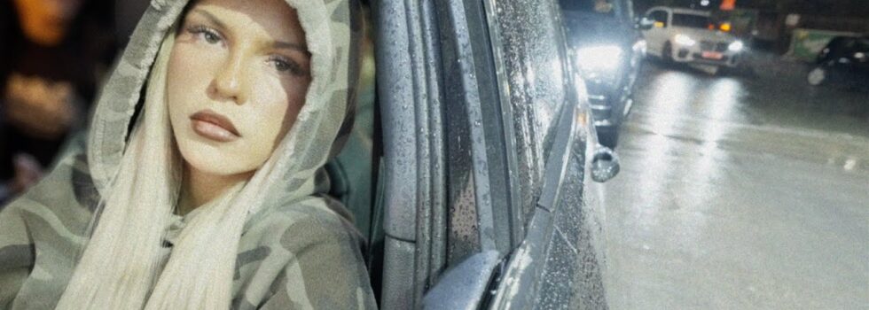 Skye Newman – Smoke Rings