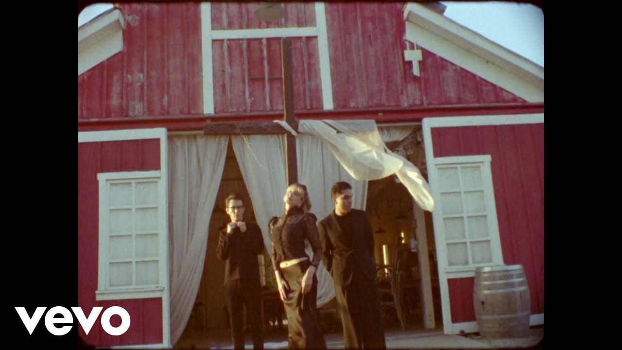 Sunday (1994) – Darling, I’ve Done This Dance Before