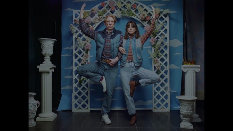 Taylor Swift – Opalite music video