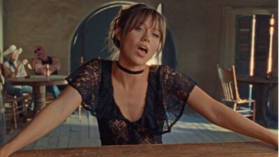 Tiffany Stringer – Bullet