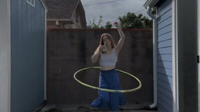 Vines – Silver Springs (Feat. Helado Negro)