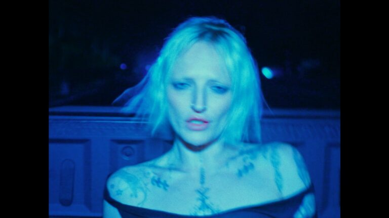 Royal & the Serpent – Steering (So Fast) music video
