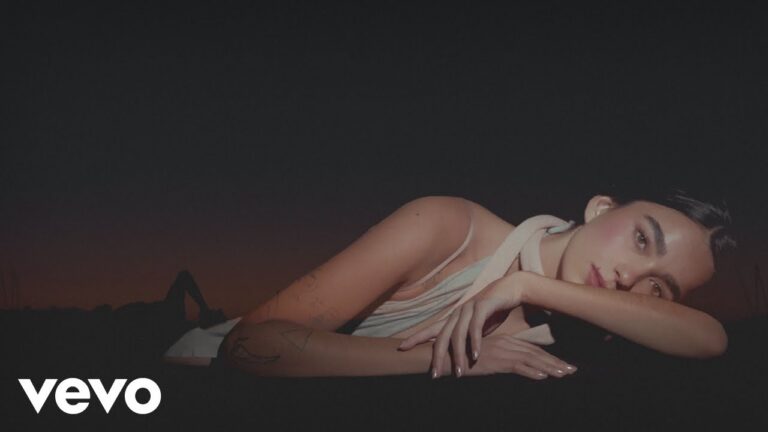 Sofia Monroy – Últimas Palabras music video