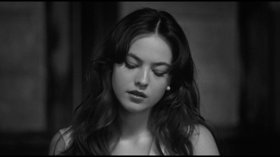 Bea - Never Know Love — directed by Edoardo Cimatti — music video music video