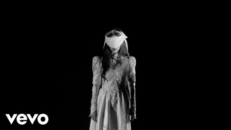 ROSALÍA – Focu ‘Ranni music video