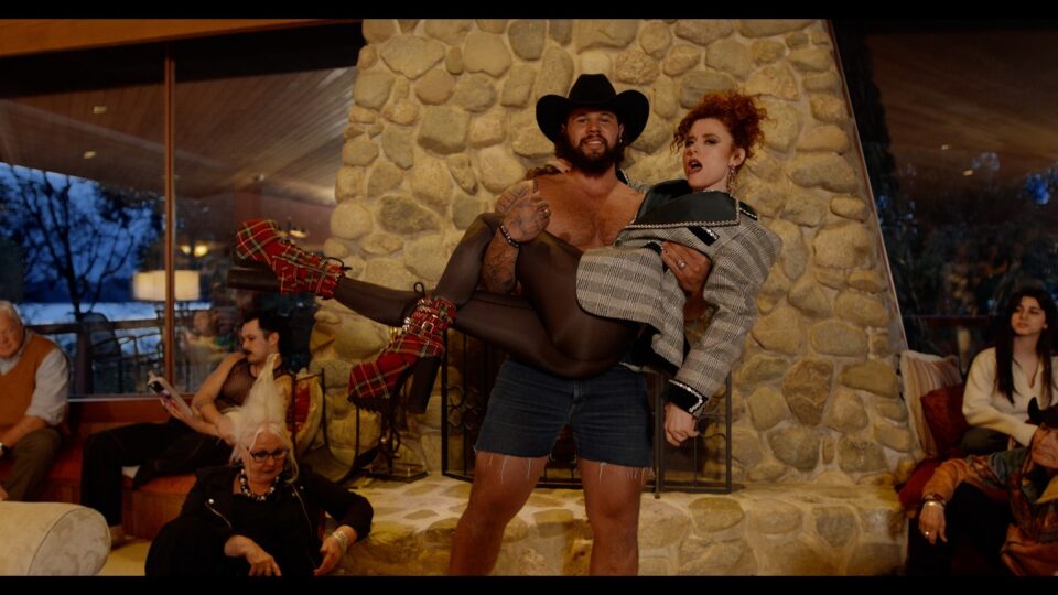 Kiesza - When I'm Dancing (Official Music Video) — directed by SHIRAZ — music video music video