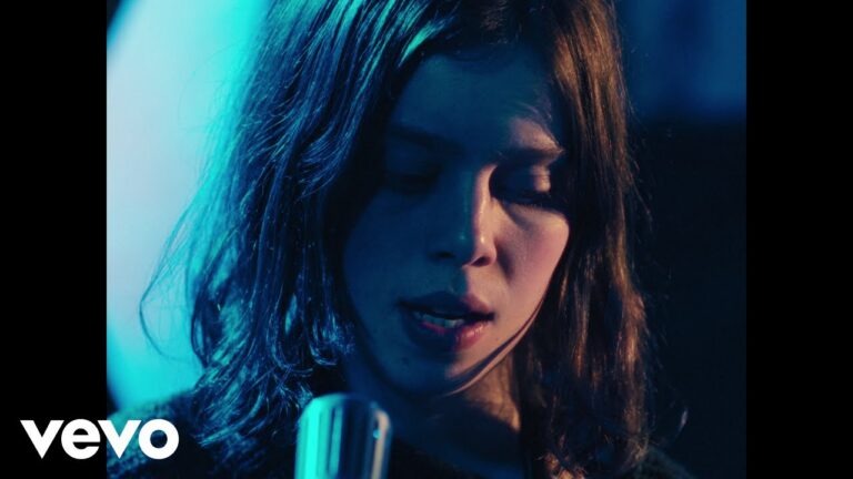 Bonnie Kemplay – Paper Angel music video