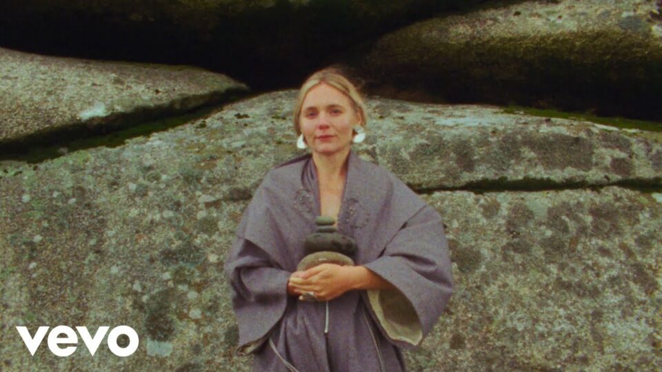 Laura Misch - Soften (Official Music Video) — LauraMischVEVO — music video music video