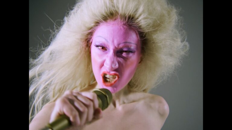 FLOSS – Avant-Garde music video