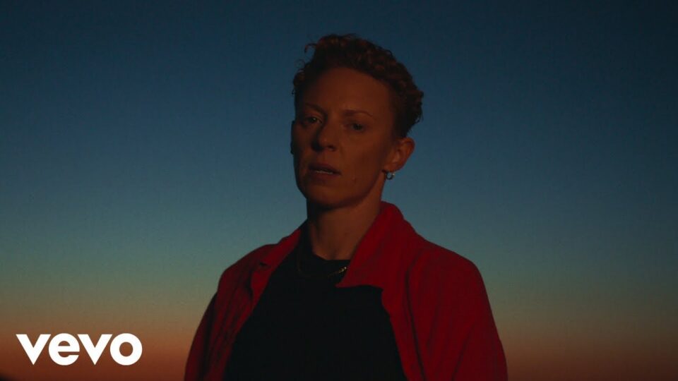 La Roux - Lose Myself — directed by Claire Arnold — music video music video